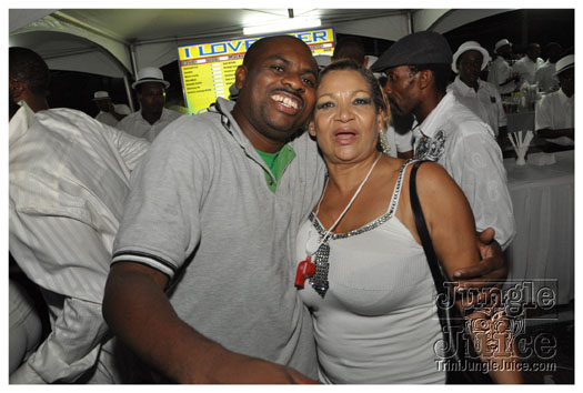 wicked_in_white_2011-025