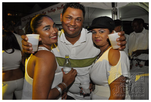 wicked_in_white_2011-026