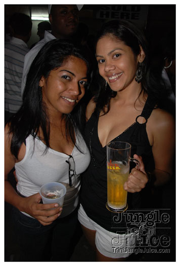 wicked_in_white_2011-071