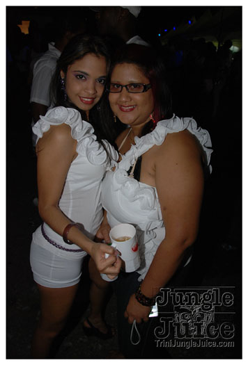 wicked_in_white_2011-080