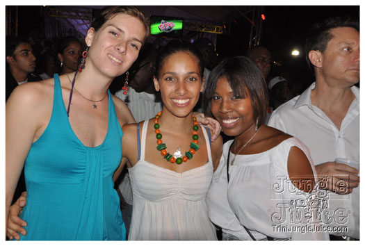 wicked_in_white_2011-103