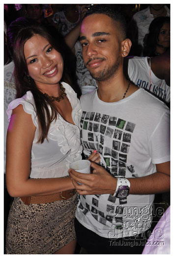 wicked_in_white_2011-113