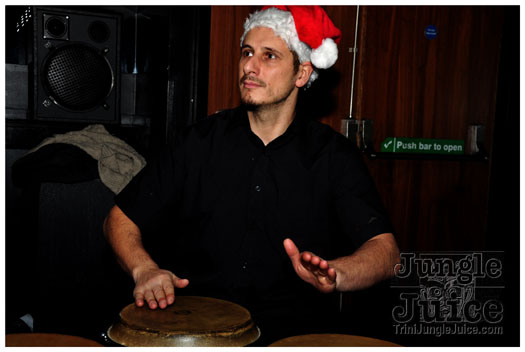 cuchi_la_la_2011_dec10-002