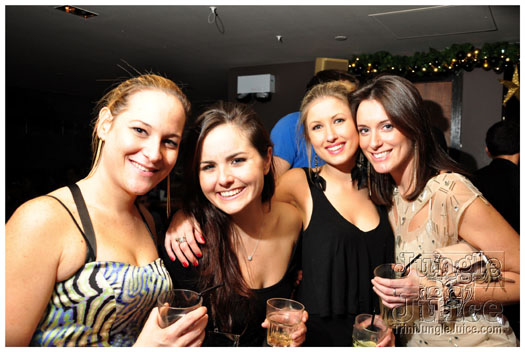 cuchi_la_la_2011_dec10-012