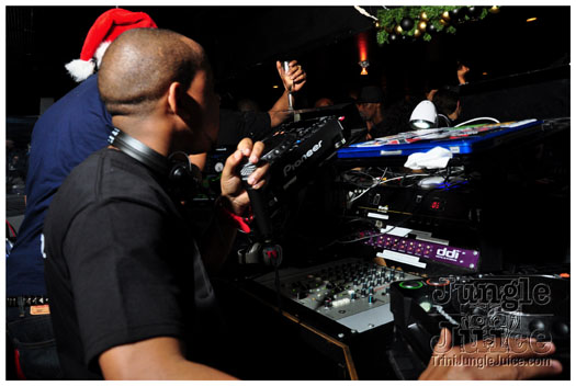 cuchi_la_la_2011_dec10-018