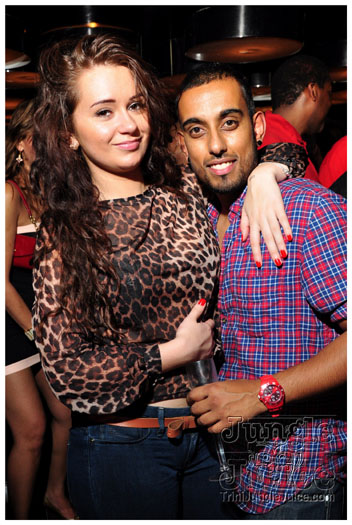 cuchi_la_la_2011_dec10-027