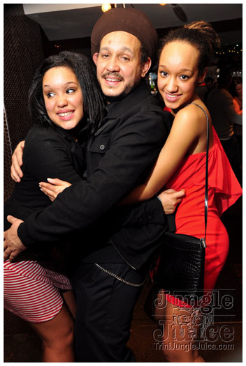 cuchi_la_la_2011_dec10-047