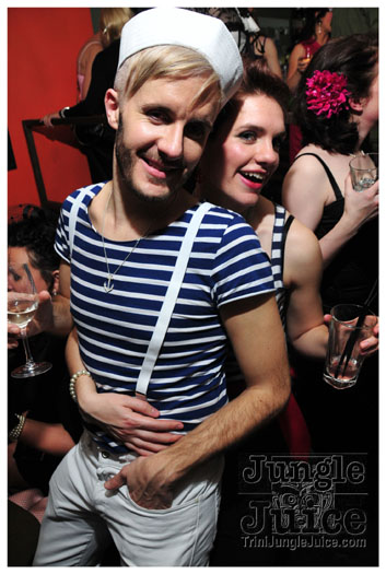 pearl_harbour_love_war_jan29-051