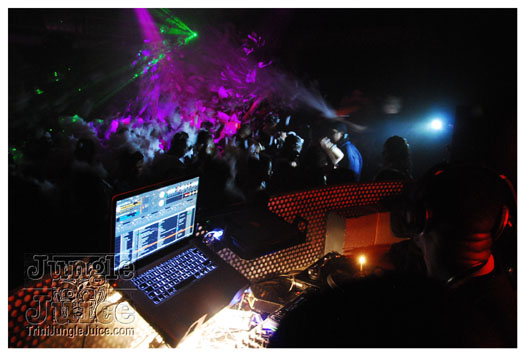 poison_wet_fete_2011-140