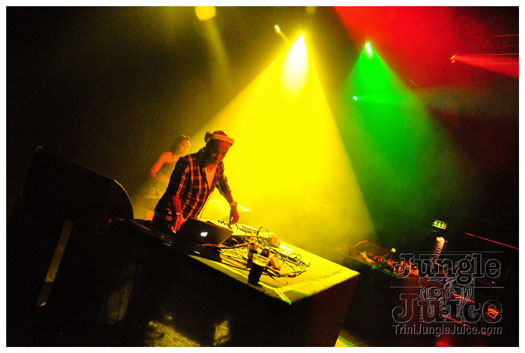 poisonuk_international_dj_splash_aug27-043