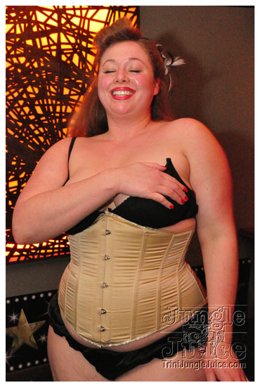 silver_screen_movie_stars_mar26-004