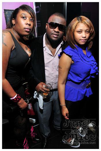 so_seductive_2011_jan7-180