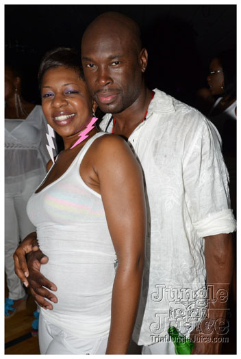 13th_annual_wear_white_may27-018