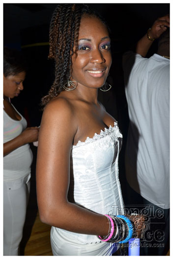 13th_annual_wear_white_may27-025