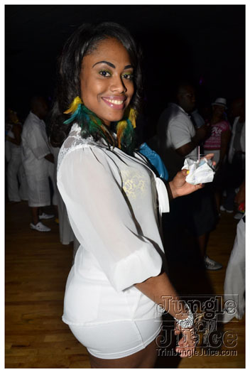 13th_annual_wear_white_may27-031