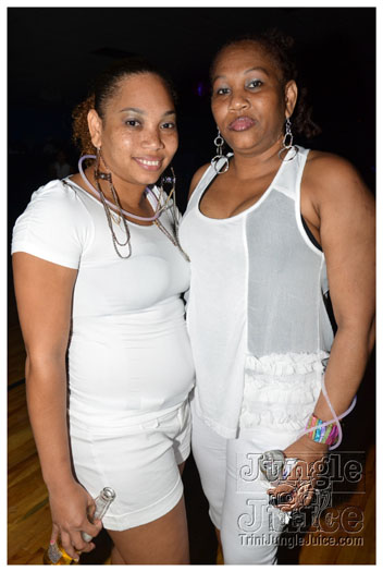 13th_annual_wear_white_may27-044