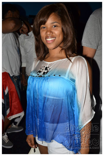 13th_annual_wear_white_may27-090