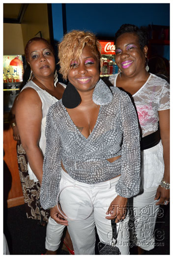 13th_annual_wear_white_may27-093