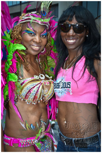 atl_carnival_parade_2012_pt1-018