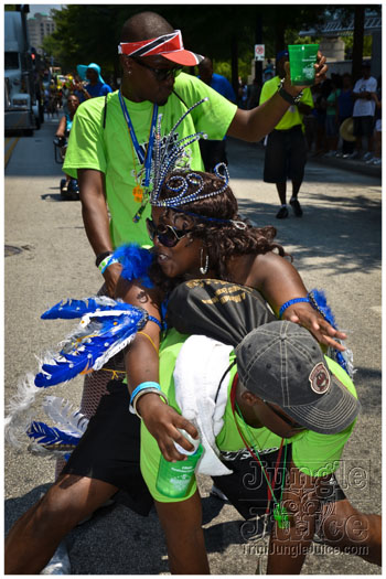 atl_carnival_parade_2012_pt1-055