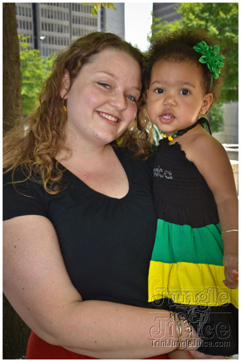 atl_carnival_parade_2012_pt1-056