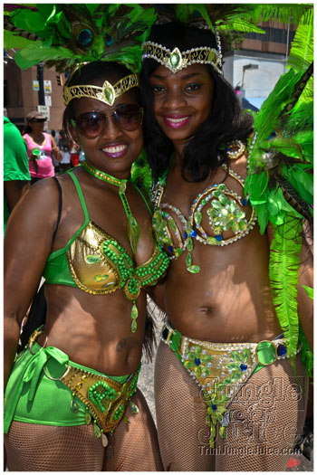 atl_carnival_parade_2012_pt1-061