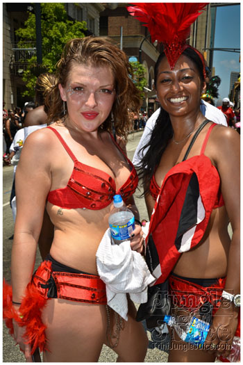 atl_carnival_parade_2012_pt1-068
