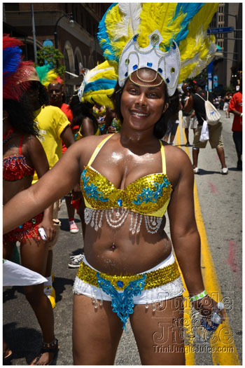 atl_carnival_parade_2012_pt1-074
