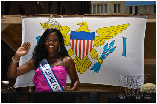 atl_carnival_parade_2012_pt1-076