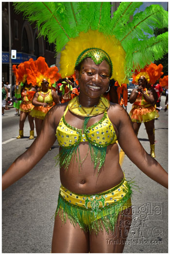 atl_carnival_parade_2012_pt1-079