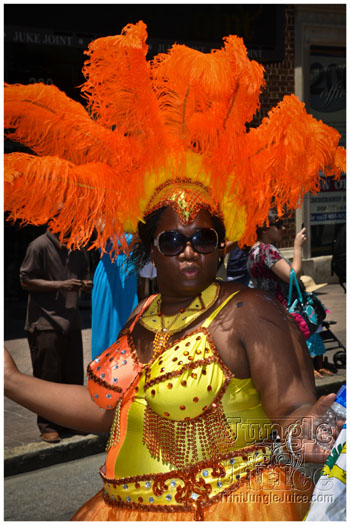 atl_carnival_parade_2012_pt1-084