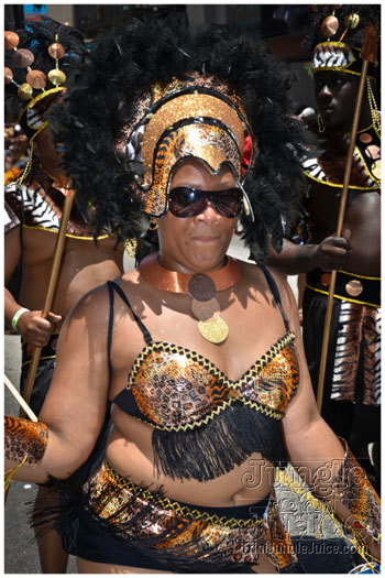 atl_carnival_parade_2012_pt1-108