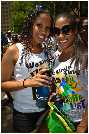 atl_carnival_parade_2012_pt2-005