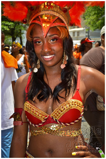 atl_carnival_parade_2012_pt2-017