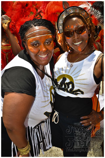 atl_carnival_parade_2012_pt2-022
