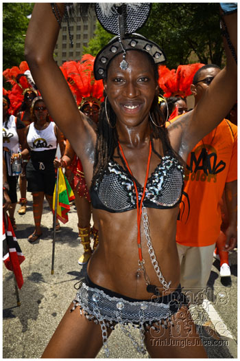 atl_carnival_parade_2012_pt2-025