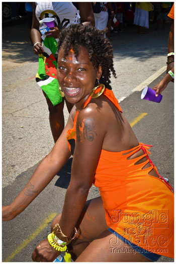 atl_carnival_parade_2012_pt2-030