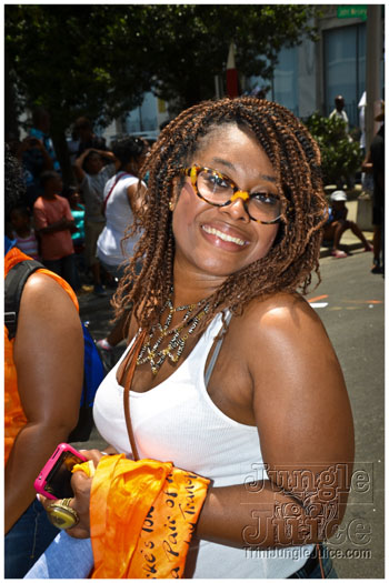 atl_carnival_parade_2012_pt2-061