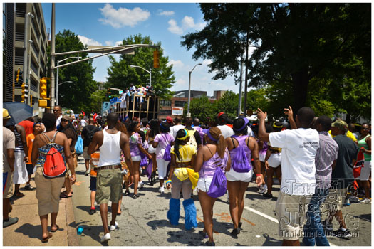 atl_carnival_parade_2012_pt2-088