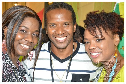 sunday_morning_may27-050