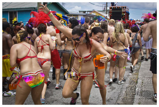 kadooment_day_2012_pt2-041