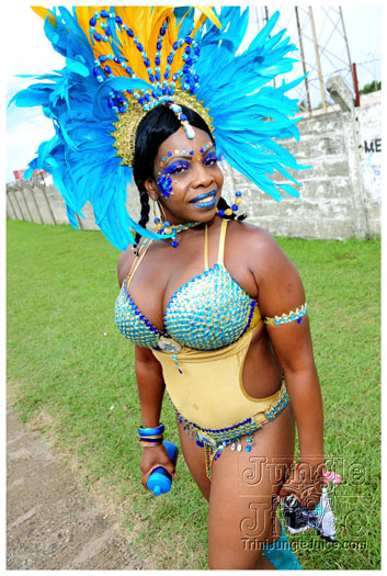kadooment_day_baje_2012-011