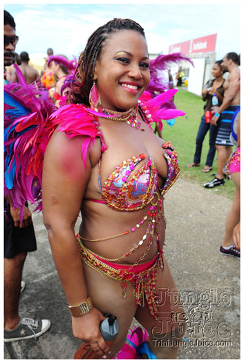kadooment_day_baje_2012-015