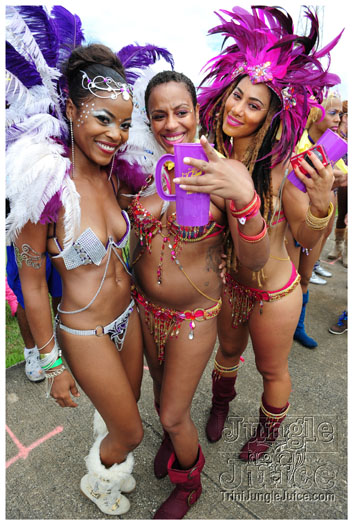 kadooment_day_baje_2012-017