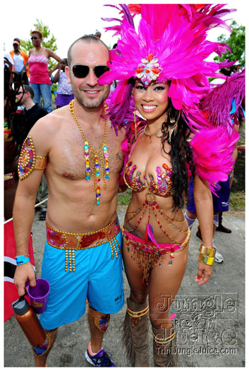 kadooment_day_baje_2012-040