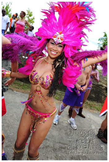kadooment_day_baje_2012-043
