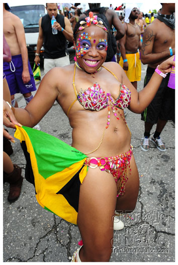 kadooment_day_baje_2012-050