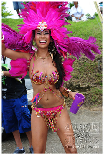 kadooment_day_baje_2012-055