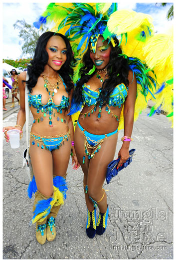 kadooment_day_baje_2012-070