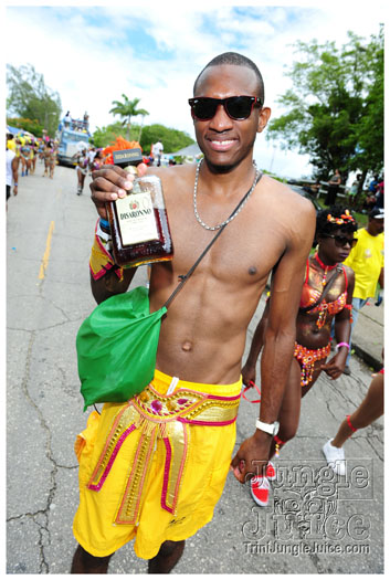 kadooment_day_baje_2012-072